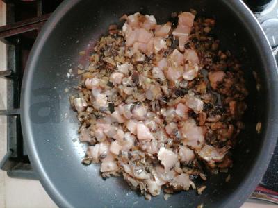 Itališki makaronai su vištiena ir grybais grietinės padaže Žingsnis 4