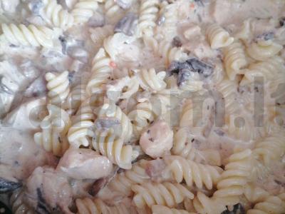 Itališki makaronai su vištiena ir grybais grietinės padaže Žingsnis 9