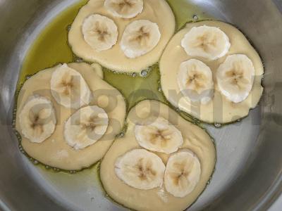 Bananiniai blyneliai be glitimo Žingsnis 2