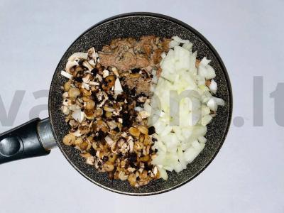 Įdaryti grybai su namine malta mėsa Žingsnis 3
