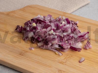 Salotos su mandarinais ir kariuota vištiena Žingsnis 1