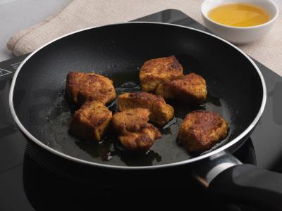 Salotos su mandarinais ir kariuota vištiena Žingsnis 3