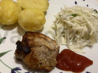 Kiaulienos nugarinės kebabas pagrindine nuotrauka