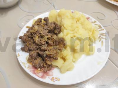 Bulvių košė su malta mėsa pagrindine nuotrauka
