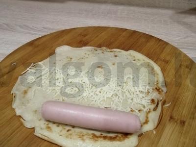 Dešrelės sūrio blyne. Žingsnis 6