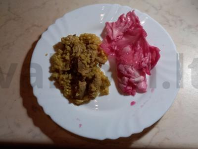 Bulgur su kalakutiena ir prieskoniais pagrindine nuotrauka