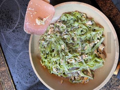 Makaronai su midijomis Žingsnis 5