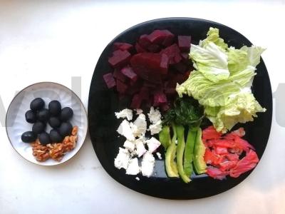 Klasikinis burokėlių salotų receptas Žingsnis 1