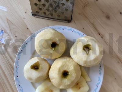 Tingus obuolių pitos štrudelis Žingsnis 2