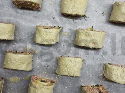 Picos suktinukas su dešra ir žolelėmis Žingsnis 6