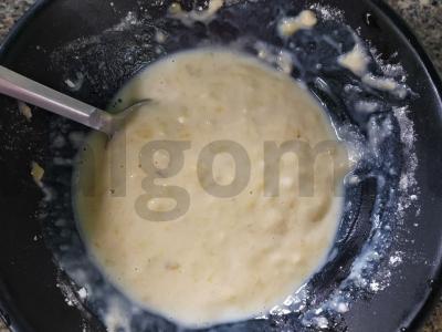 Bananiniai blyneliai ant pieno be kiaušinių Žingsnis 3