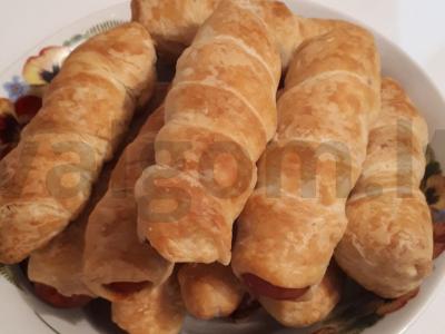 Dešrelės tešloje "Quick" pagrindine nuotrauka
