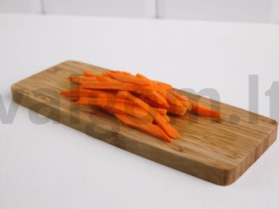 Soba su kalmarais ir saldžiųjų aitriųjų paprikų padažu Žingsnis 1