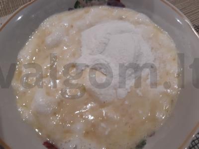 Bananų keksas "Mažasis stebuklas". Žingsnis 3