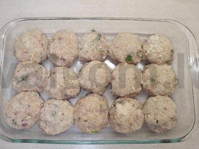 Mėsos kukuliai su džiūvėsėliais Žingsnis 3