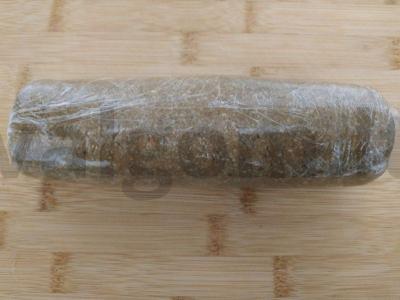 Aromatinga naminė halva iš žemės riešutų, sėklų ir medaus pagrindine nuotrauka