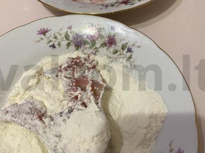 Keptuvėje keptas upėtakis Žingsnis 3