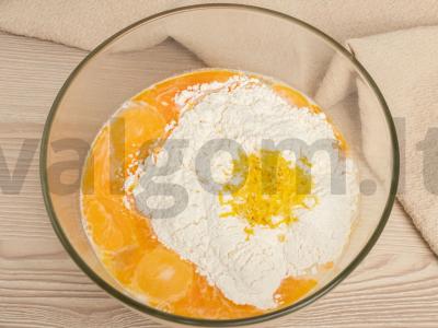 Stollen keksiukai su migdolais Žingsnis 2