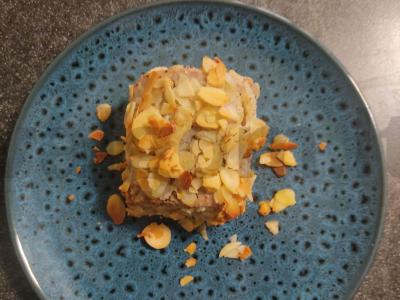 Migdolų kiauliena pagrindine nuotrauka