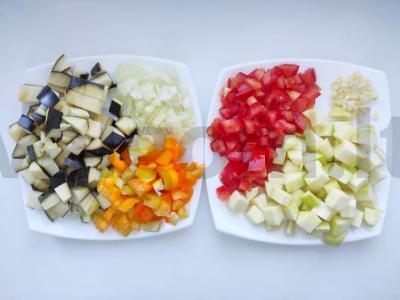 Kalmarų ratatouille Žingsnis 1