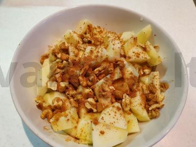 Šarlotė su obuoliais ir riešutais multicooker keptuvėje Žingsnis 1