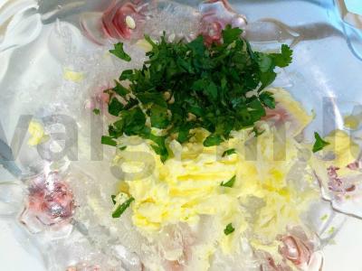 Aromatingi lašišos kepsniai su ikrais ir grietinėlės padažu Žingsnis 4