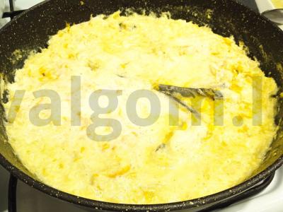 Šamai grietinėlės padaže pagrindine nuotrauka