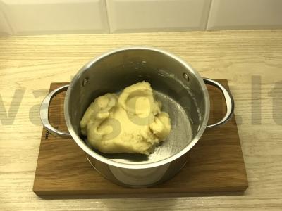 Subtilūs profiteroles su vaniliniu kremu Žingsnis 2