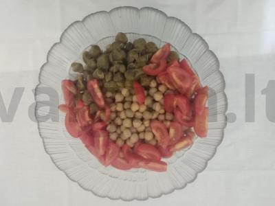 Salotos su brokoliais, avinžirniais, tunu ir kaparėliais Žingsnis 2