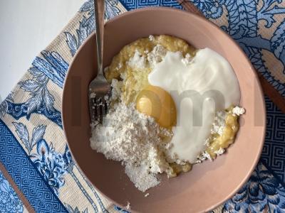 Jogurto varškės ir bananų blyneliai Žingsnis 2