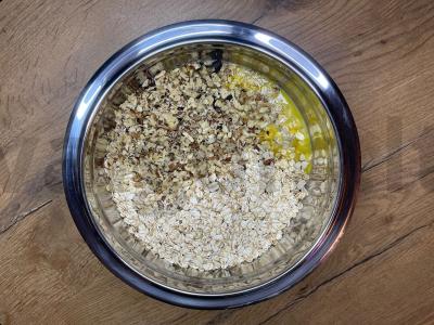 Greiti avižiniai sausainiai mikrobangų krosnelėje Žingsnis 2