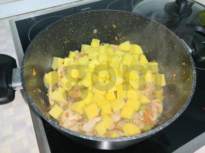 Daržovių troškinys su vištiena Žingsnis 4