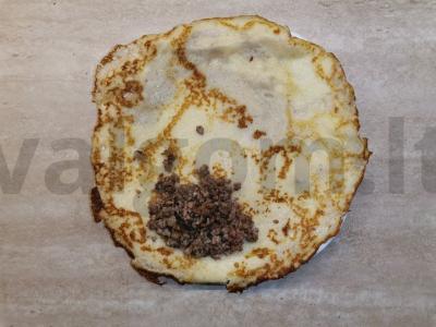 Naminiai blyneliai su mėsa Žingsnis 4