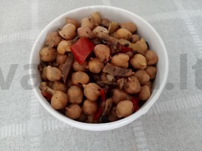 Makaronai su grybais ir daržovėmis pagrindine nuotrauka