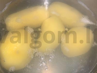 Sūrios tuno bulvytės vakarienei Žingsnis 1