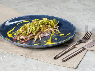 Lengvos salotos su vištiena pagrindine nuotrauka