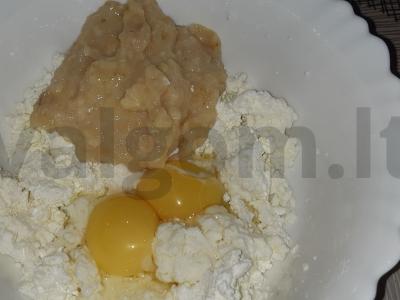Švelnus bananų ir grietinėlės suflė Žingsnis 3