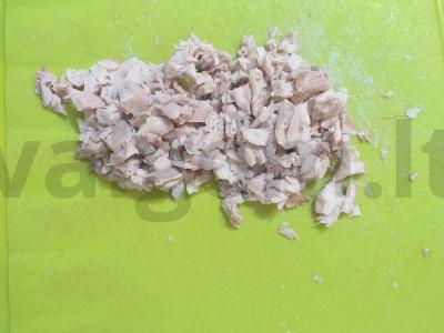 Salotos "Ladies'" su vištiena, ananasais ir česnakais Žingsnis 2