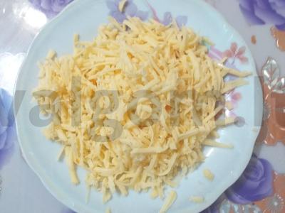 Salotos "Ladies'" su vištiena, ananasais ir česnakais Žingsnis 3