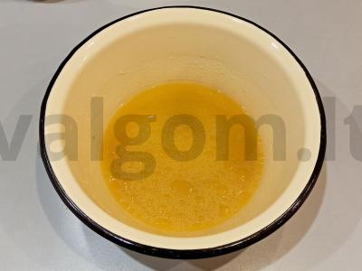 Citrinų pyragas su kvietiniais miltais prie arbatos Žingsnis 2