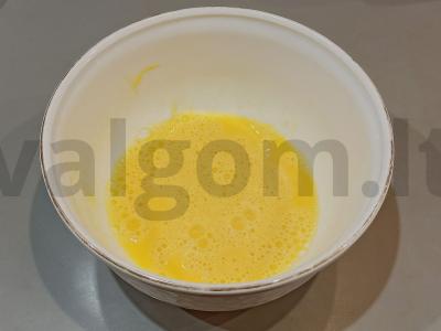 Citrinų pyragas su kvietiniais miltais prie arbatos Žingsnis 3