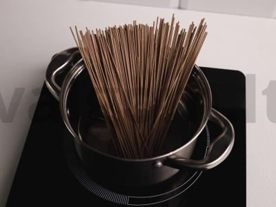 Soba su krevetėmis ir saldžiųjų aitriųjų paprikų padažu Žingsnis 5
