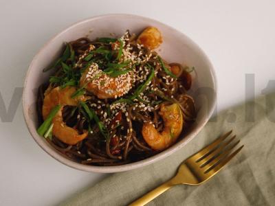 Soba su krevetėmis ir saldžiųjų aitriųjų paprikų padažu Žingsnis 9