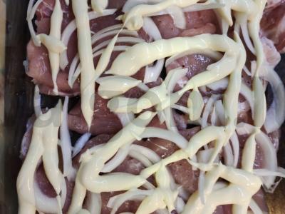 Mėsa orkaitėje "Sūrio sluoksnis" Žingsnis 3