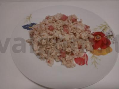 Aromatizuoti ryžiai su kimči kopūstais pagrindine nuotrauka