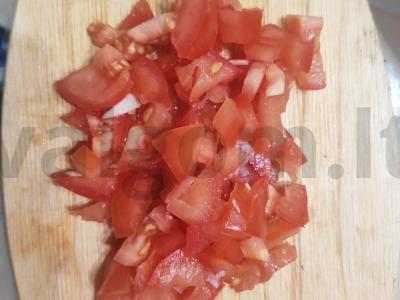 Naminė šavarma su rūkyta vištiena, daržovėmis ir kečupu Žingsnis 2