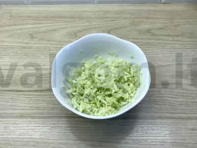 Žaliosios salotos su žirneliais Žingsnis 4