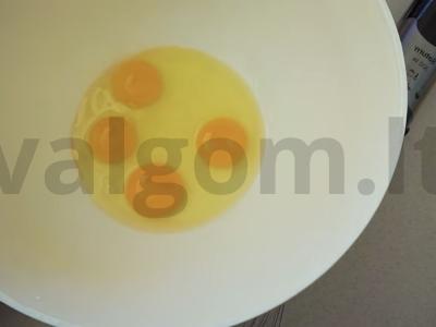 Pomidorų ir krevečių frittata Žingsnis 1