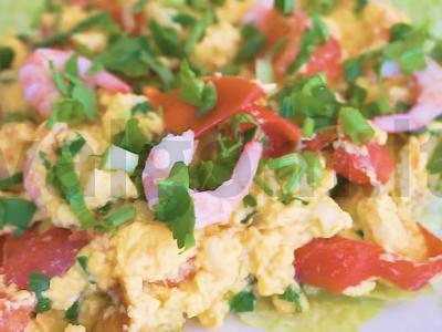 Pomidorų ir krevečių frittata pagrindine nuotrauka