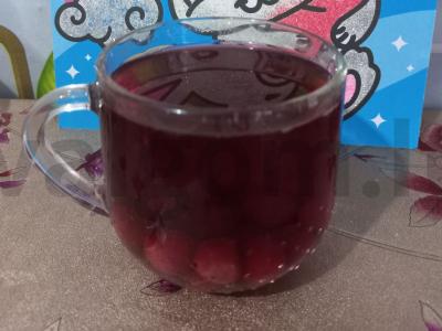 Aromatizuotas vyšnių kompotas pagrindine nuotrauka